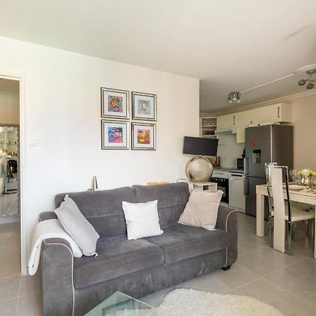 Le Sakharov Apartment Frejus Luaran gambar